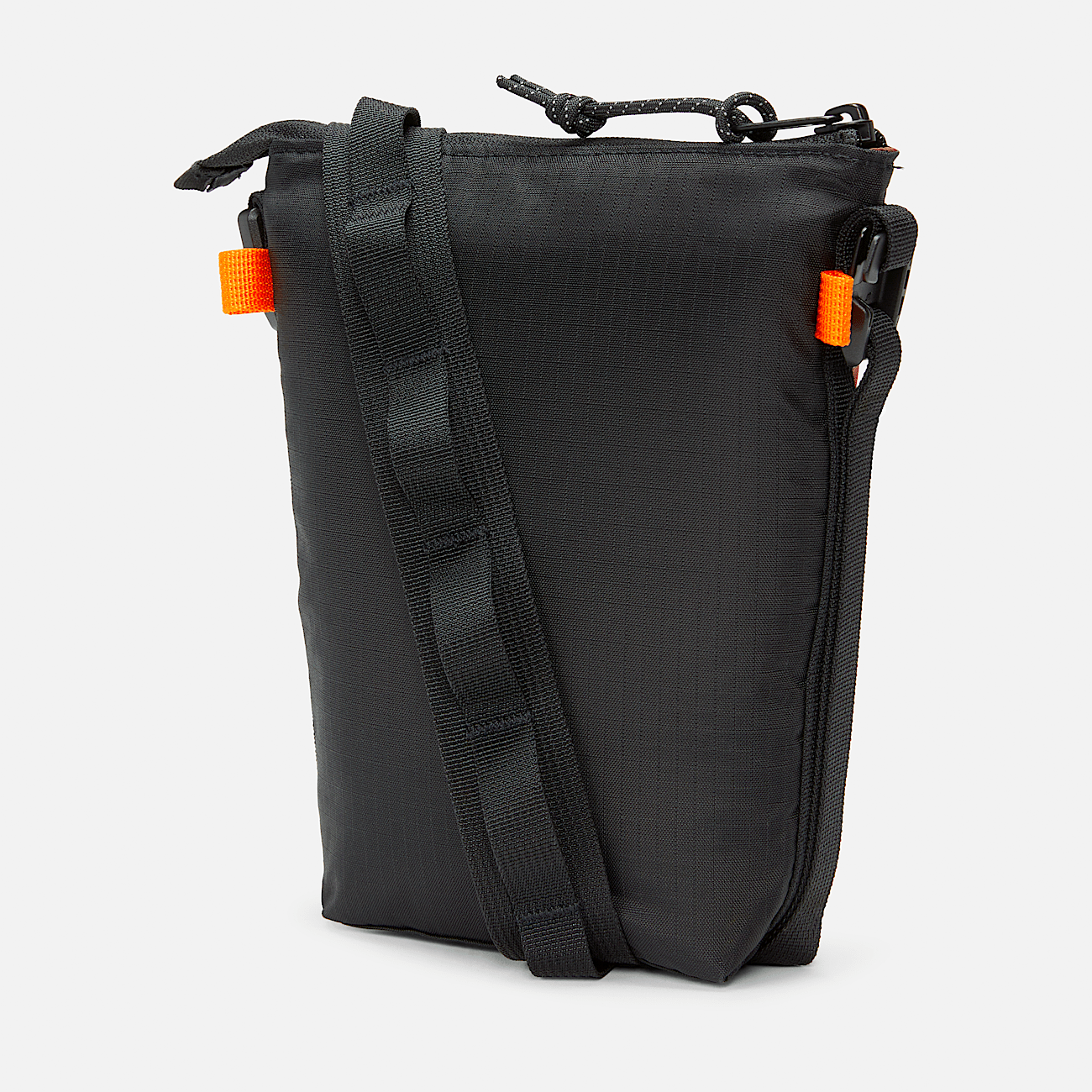 Cross pouch clearance