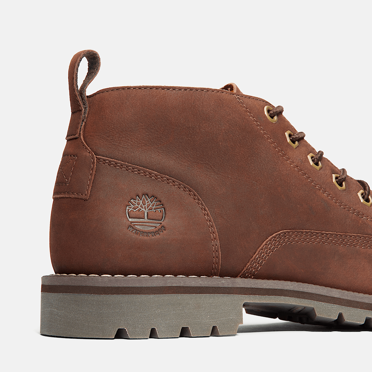 Hiking chukka clearance
